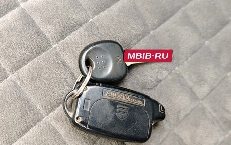 Hyundai Solaris II рестайлинг, 2012 год, 520 000 рублей, 21 фотография