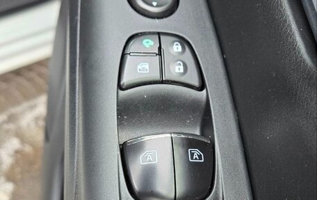 Nissan Serena IV, 2018 год, 2 200 000 рублей, 21 фотография