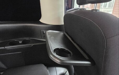 Nissan Serena IV, 2018 год, 2 200 000 рублей, 26 фотография