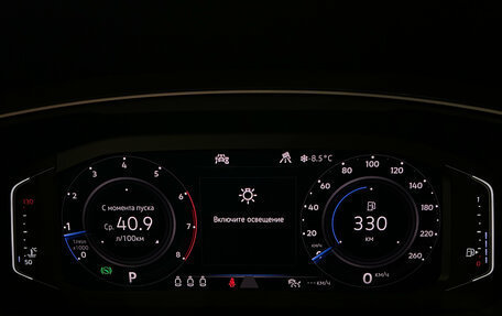 Volkswagen Tiguan II, 2019 год, 2 449 000 рублей, 20 фотография