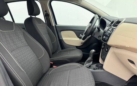 Renault Logan II, 2016 год, 798 111 рублей, 10 фотография