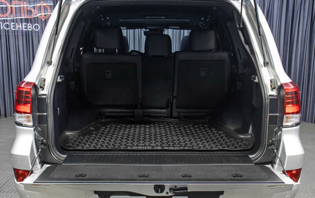 Toyota Land Cruiser 200, 2019 год, 8 798 000 рублей, 9 фотография