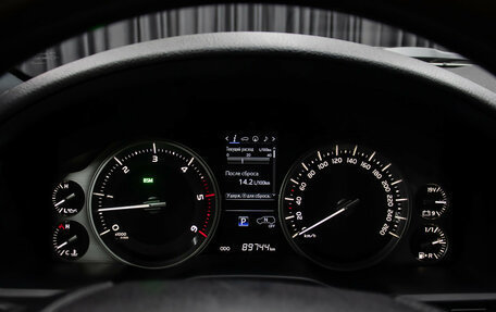 Toyota Land Cruiser 200, 2019 год, 8 798 000 рублей, 12 фотография