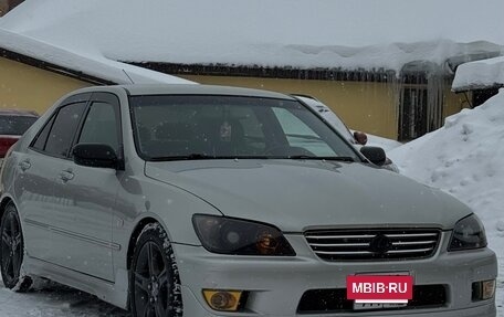 Lexus IS II рестайлинг 2, 2002 год, 1 000 000 рублей, 5 фотография