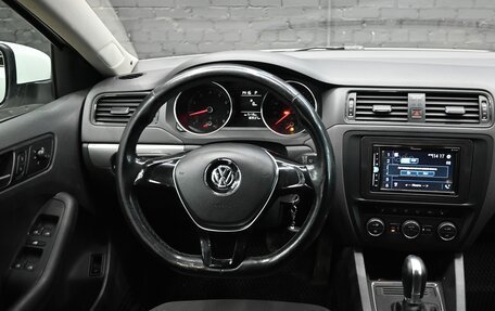 Volkswagen Jetta VI, 2016 год, 1 300 000 рублей, 12 фотография