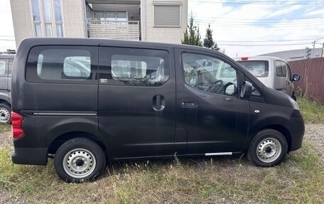 Nissan NV200, 2022 год, 1 650 000 рублей, 3 фотография