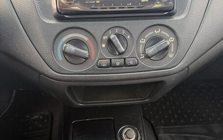 Mitsubishi Lancer IX, 2004 год, 385 000 рублей, 32 фотография