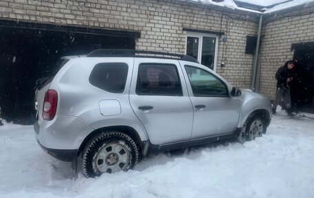 Renault Duster I рестайлинг, 2015 год, 850 000 рублей, 3 фотография