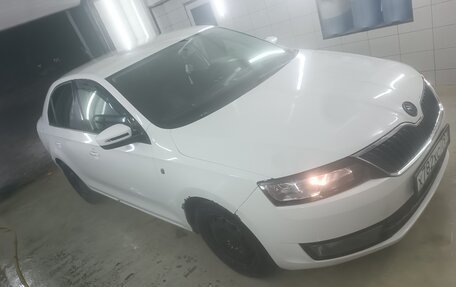Skoda Rapid I, 2014 год, 350 000 рублей, 6 фотография