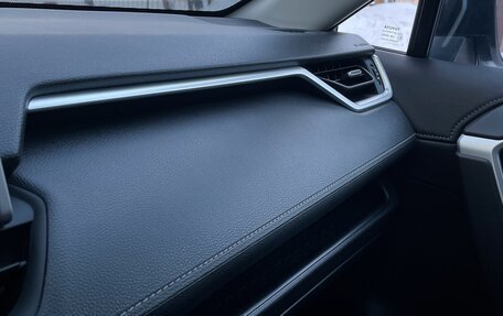 Toyota RAV4, 2020 год, 3 300 000 рублей, 16 фотография