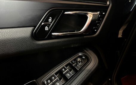 Porsche Macan I рестайлинг, 2024 год, 7 990 000 рублей, 11 фотография