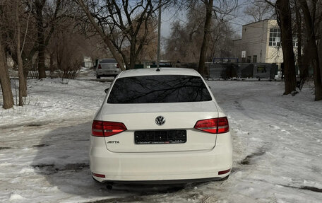 Volkswagen Jetta VI, 2015 год, 1 100 000 рублей, 10 фотография