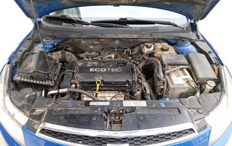 Chevrolet Cruze II, 2011 год, 630 000 рублей, 10 фотография