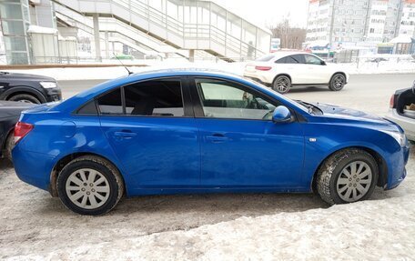 Chevrolet Cruze II, 2011 год, 630 000 рублей, 5 фотография