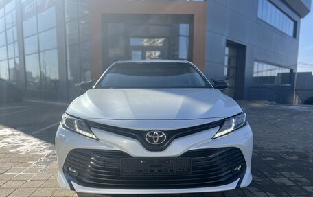 Toyota Camry, 2020 год, 2 960 000 рублей, 2 фотография