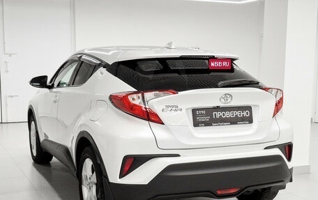 Toyota C-HR I рестайлинг, 2018 год, 2 301 000 рублей, 8 фотография