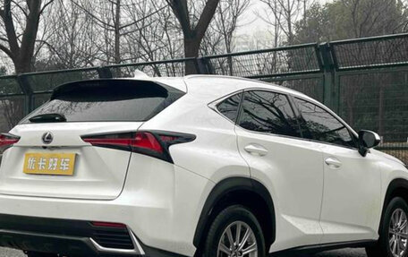 Lexus NX I, 2021 год, 2 950 000 рублей, 6 фотография
