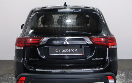 Mitsubishi Outlander III рестайлинг 3, 2018 год, 1 349 000 рублей, 5 фотография