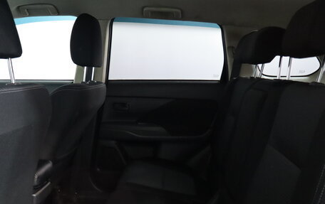 Mitsubishi Outlander III рестайлинг 3, 2018 год, 1 349 000 рублей, 14 фотография