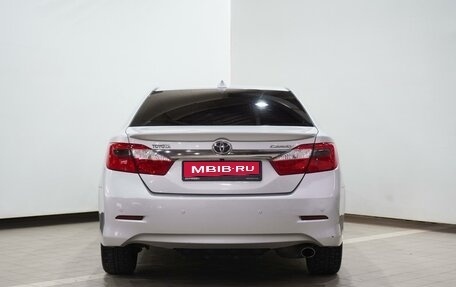 Toyota Camry, 2012 год, 1 365 000 рублей, 4 фотография