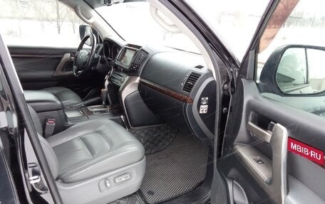 Toyota Land Cruiser 200, 2010 год, 2 550 000 рублей, 1 фотография