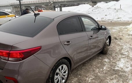 KIA Rio IV, 2018 год, 1 100 000 рублей, 1 фотография