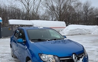 Renault Logan II, 2017 год, 900 000 рублей, 1 фотография