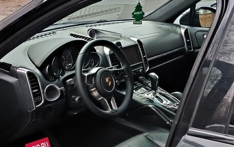 Porsche Cayenne III, 2010 год, 2 800 000 рублей, 2 фотография