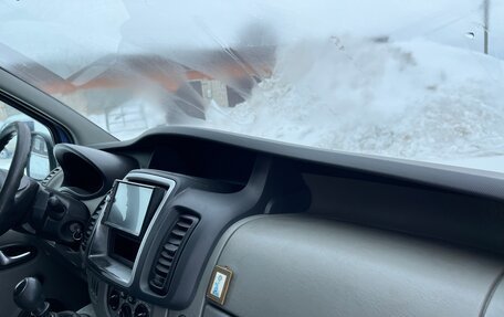 Renault Trafic, 2010 год, 1 490 000 рублей, 11 фотография