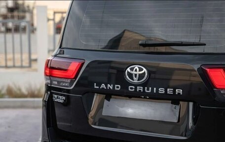Toyota Land Cruiser, 2025 год, 13 200 000 рублей, 3 фотография