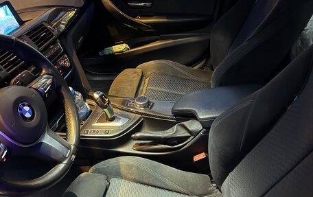 BMW 3 серия, 2018 год, 3 100 000 рублей, 10 фотография