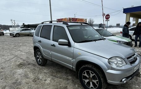 Chevrolet Niva I рестайлинг, 2016 год, 533 000 рублей, 2 фотография