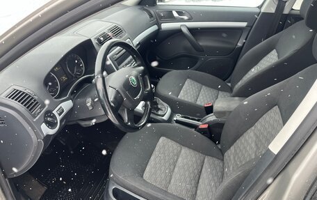 Skoda Octavia, 2011 год, 650 000 рублей, 10 фотография