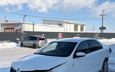 Skoda Rapid I, 2015 год, 290 000 рублей, 2 фотография