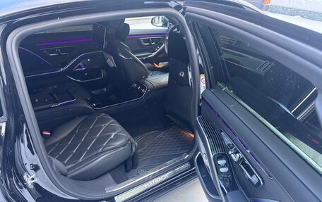 Mercedes-Benz Maybach S-Класс, 2023 год, 24 700 000 рублей, 3 фотография