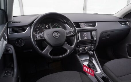 Skoda Octavia, 2013 год, 1 380 000 рублей, 10 фотография