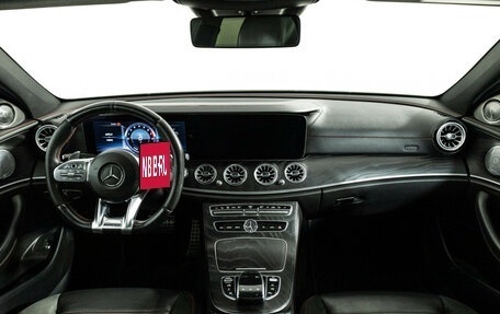 Mercedes-Benz E-Класс AMG, 2018 год, 5 399 700 рублей, 13 фотография