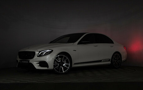 Mercedes-Benz E-Класс AMG, 2018 год, 5 399 700 рублей, 28 фотография