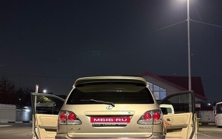 Lexus RX IV рестайлинг, 2002 год, 950 000 рублей, 4 фотография