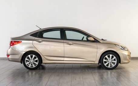 Hyundai Solaris II рестайлинг, 2012 год, 819 000 рублей, 5 фотография