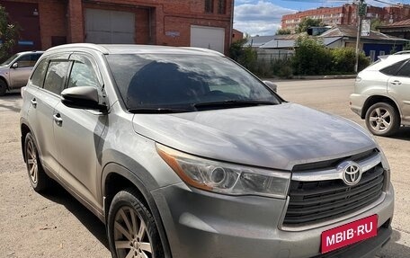 Toyota Highlander III, 2015 год, 3 700 000 рублей, 1 фотография