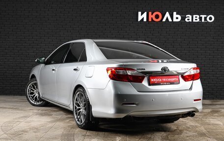 Toyota Camry, 2012 год, 1 550 000 рублей, 6 фотография