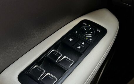 Lexus RX IV рестайлинг, 2016 год, 4 300 000 рублей, 11 фотография