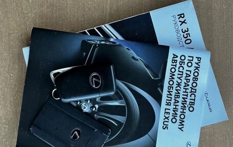 Lexus RX IV рестайлинг, 2016 год, 4 300 000 рублей, 28 фотография