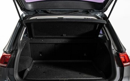 Volkswagen Tiguan II, 2021 год, 3 150 000 рублей, 23 фотография