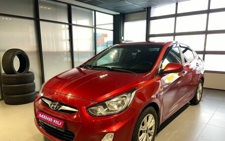 Hyundai Solaris II рестайлинг, 2012 год, 680 000 рублей, 1 фотография