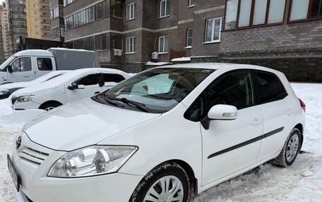 Toyota Auris II, 2010 год, 825 000 рублей, 6 фотография