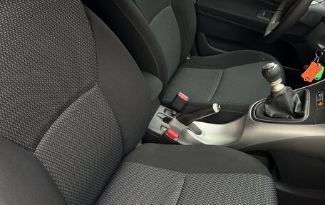 Toyota Auris II, 2010 год, 825 000 рублей, 14 фотография