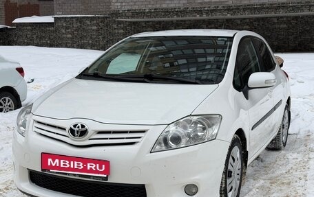 Toyota Auris II, 2010 год, 825 000 рублей, 5 фотография