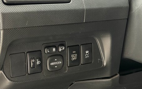 Toyota Auris II, 2010 год, 825 000 рублей, 17 фотография